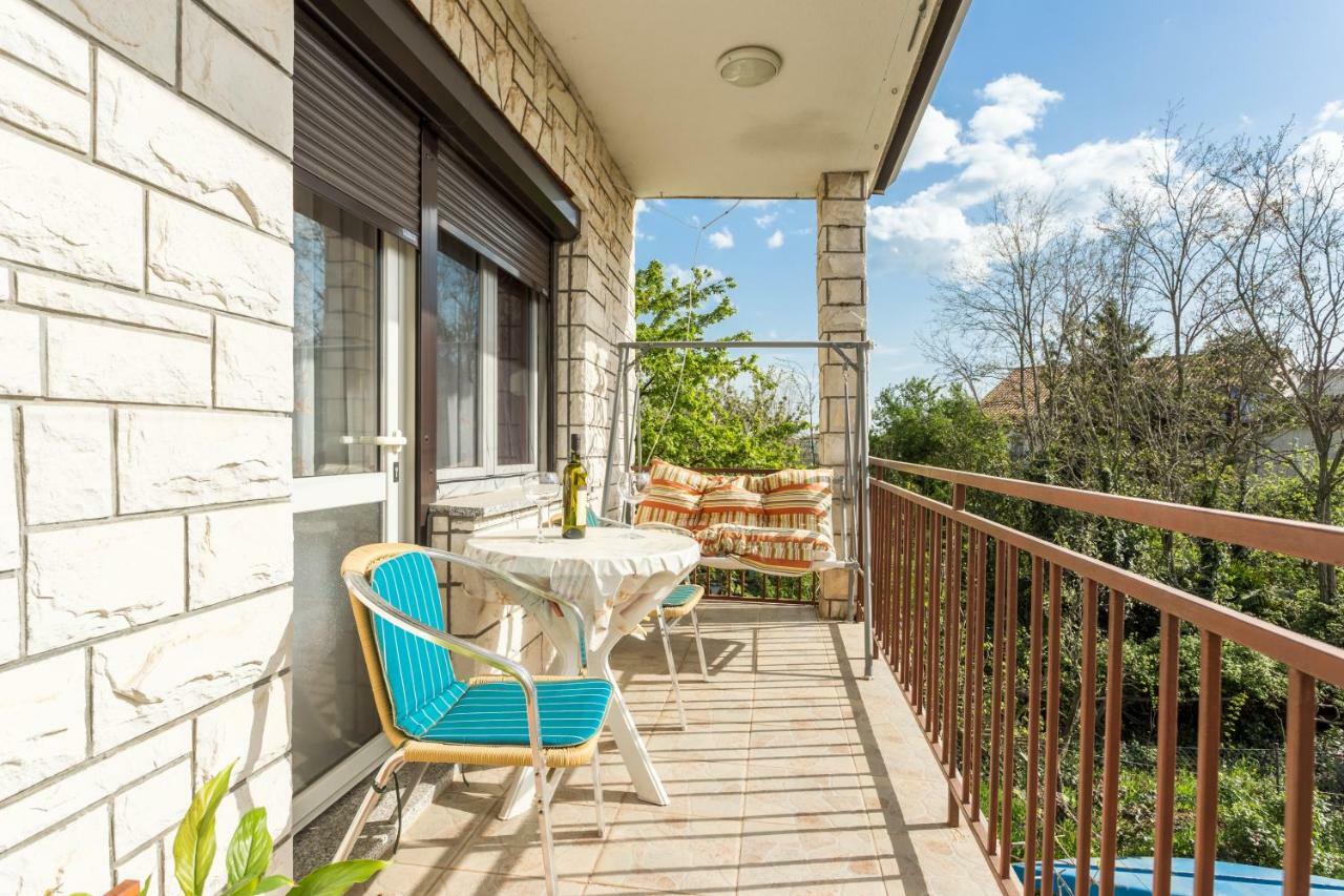 Apartment Dean Umag Bagian luar foto