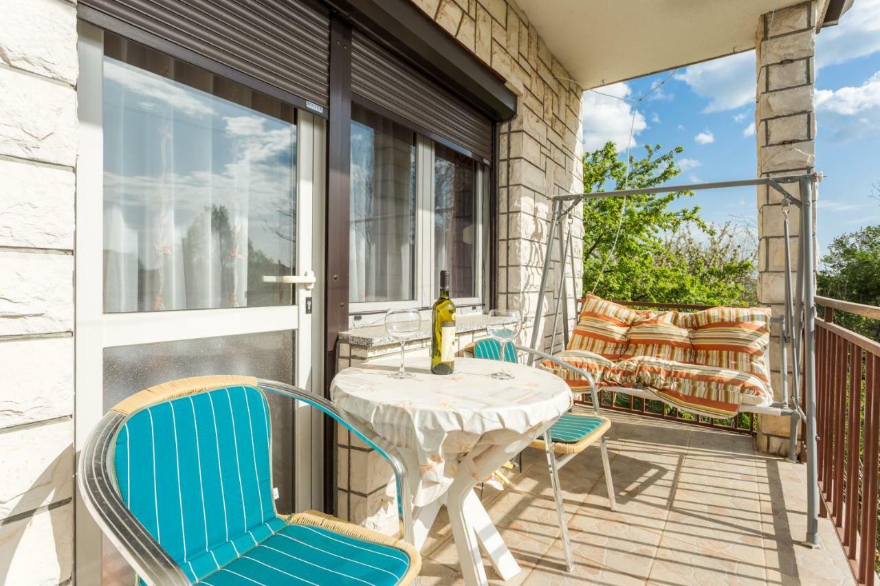 Apartment Dean Umag Bagian luar foto